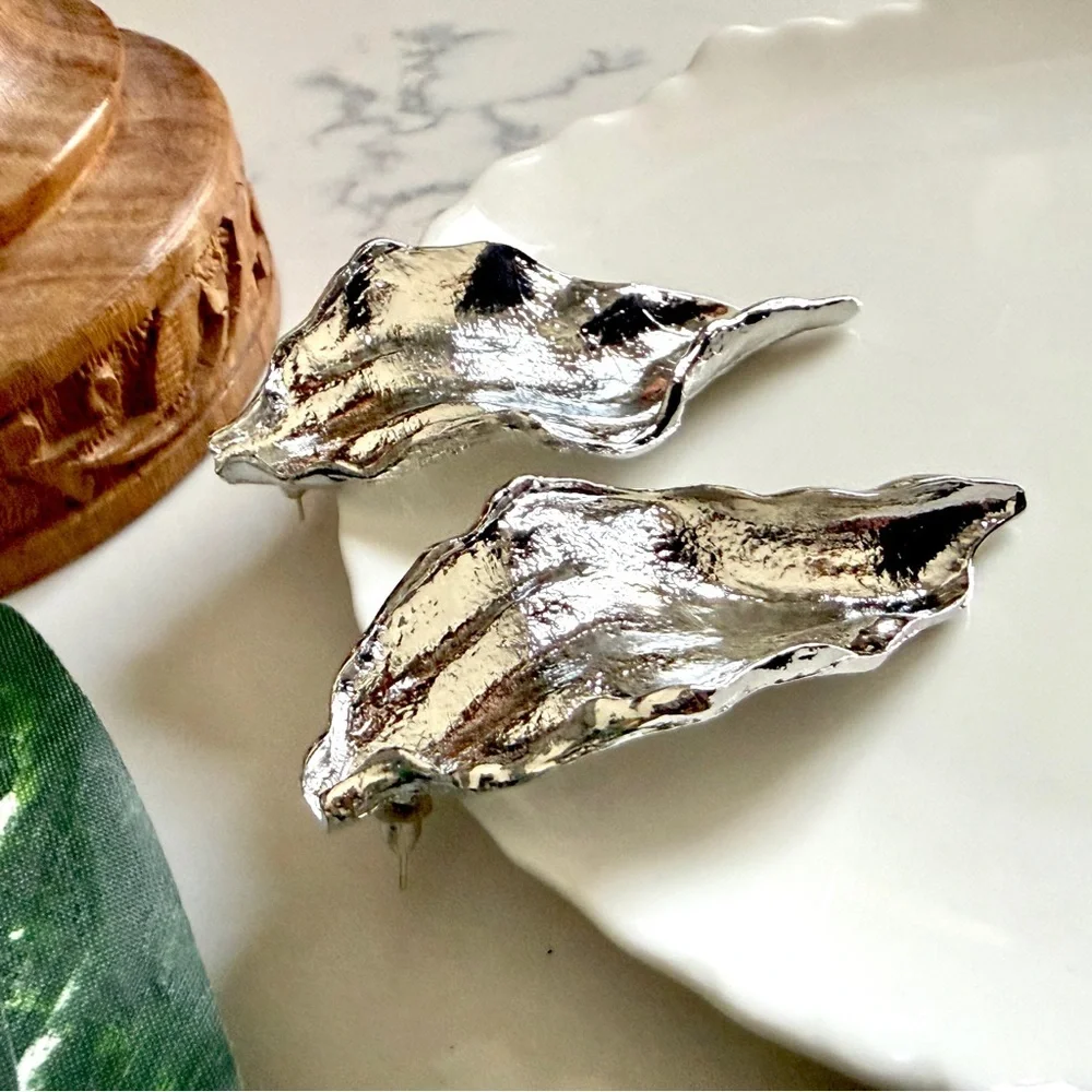 2/$30🌵 Large Silver Leaf Metal Earrings Statement Tree Nature Boho Jewelry NEW